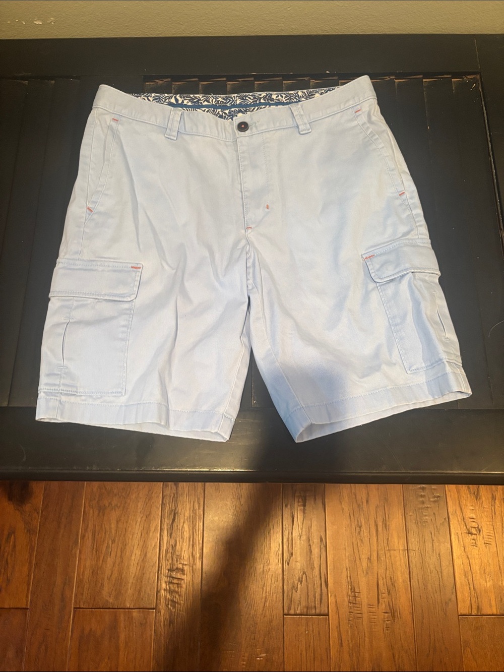 Men's Light Blue Cargo Shorts with Side Pockets